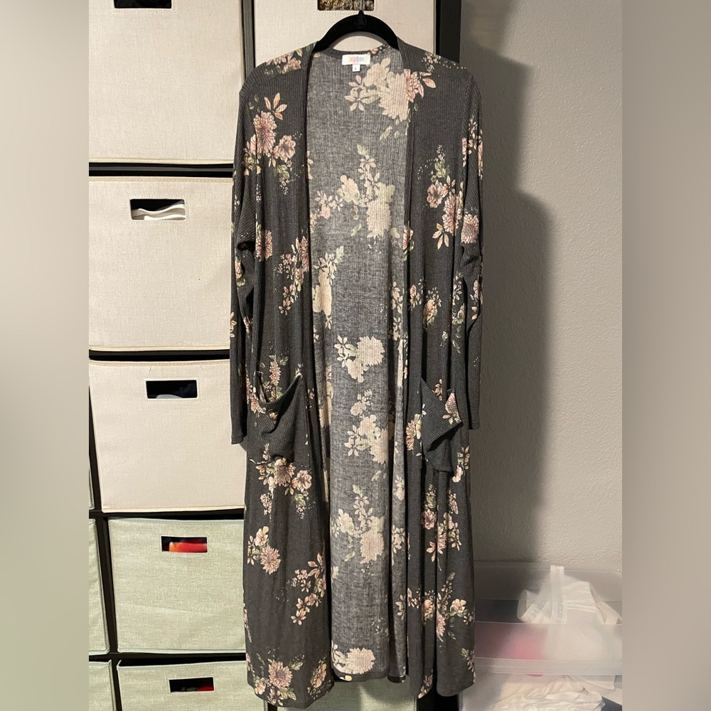 EUC Lularoe Floral Sarah Duster
